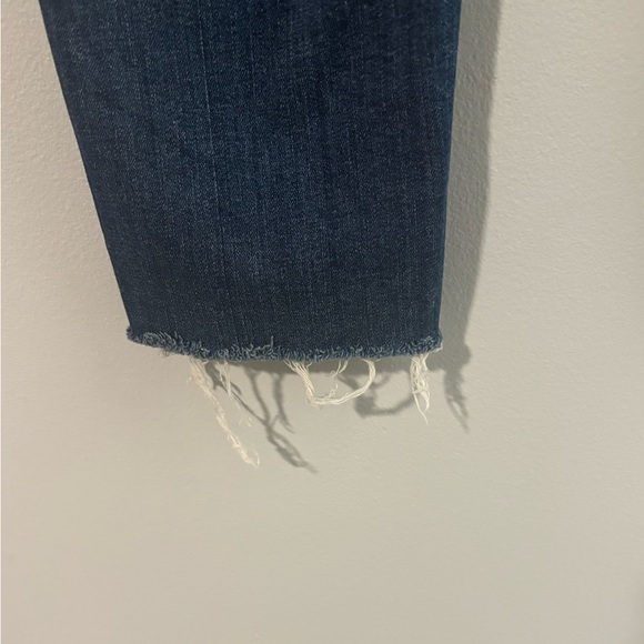 Zara • Raw Hem Jeans - Picture 6 of 9